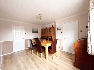 Dining Room- click for photo gallery